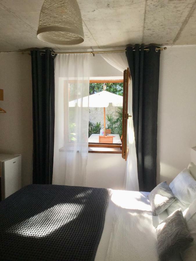 Palmera Мостар Екстериор снимка
